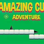 Barevný text Amazing Cube Adventure na zeleném pozadí s bílými kostkami a černými špičatými tvary
