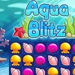 Text „Aqua Blitz“ nad herním polem s ikonami mušlí a medúz v podvodním prostředí