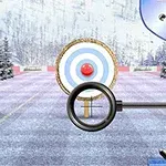 Pohled přes optický zaměřovač na terč v zasněžené krajině s označením vzdálenosti 30 metrů