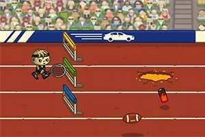 Postavička s raketou skáče přes překážky na atletické dráze s diváky v pozadí