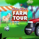 Děti sedící na červeném traktoru vedle nápisu a krávy na farmě