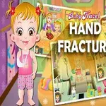 Usmívající se kreslená postavička holčičky s obvazem na ruce, dvě menší ilustrace scén z každodenního života v pozadí, a text Hand Fracture uprostřed