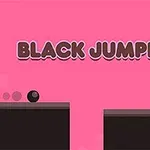 Růžové pozadí s nápisem BLACK JUMPER a černou koulí na plošině