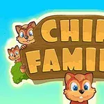Dřevěné znamení s nápisem Chip Family obklopené kreslenými chipmunky s modrými očima na modrém pozadí