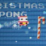 Pixelový Santa Claus mezi vánočními cukrovými holemi s nápisem CHRISTMAS PONG na modrém pozadí