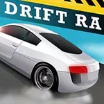 Bílý sportovní automobil driftuje na závodní trati s nápisem DRIFT RACE v pozadí