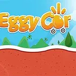 Nákladní auto s usměvavým vajíčkem jede po kopcovité cestě před modrou oblohou a zelenými horami s nápisem Eggy Car