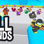 Karikaturistické postavičky v barevných kostýmech běží na herní plošině s nápisem FALL FRIENDS