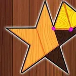 Dřevěná hvězda složená z různobarevných geometrických tvarů na dřevěném pozadí