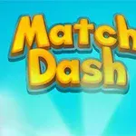 Název Match Dash ve žlutých 3D písmenech na modrém nebi s efektem záření