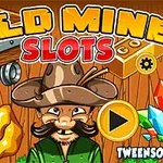 Muž s kloboukem uprostřed dřevěného pozadí, obklopený vozíkem, krumpáčem a krystaly, s nápisem Gold Miner Slots nahoře