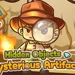 Kreslená postava v klobouku drží lupu, obklopena záhadnými artefakty a plamenem, s textem Hidden Objects Mysterious Artifacts