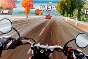 Pohled z první osoby na jízdu na motocyklu po silnici lemované podzimními stromy