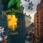 Puzzle s motivem tygra a městské krajiny s kanálem, s textem Jigsaw Puzzles Classic ve středu