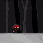Postava ninja s červenou páskou běží lesem směrem k jasně zářícímu objektu