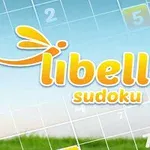 Název libelle sudoku v oranžovém písmu na pozadí s čísly a trávou ve spodní části