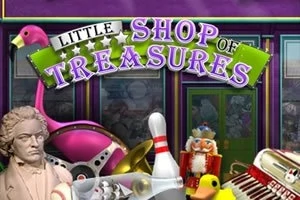 Vývěsní štít s nápisem Little Shop of Treasures obklopený různými předměty včetně flaminga, sochařského busty, bowlingové kuželky a houslí