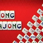 Mahjongové dlaždice na červeném pozadí s nápisem MAHJONG