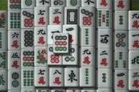 Hrajte mahjong 3D s různými perspektivami a mnoha 3D rozvrženími mahjongu