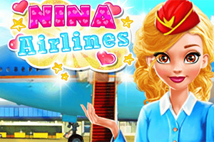 Letuška s blond vlasy a modrou uniformou stojí před letadlem, s nápisem „Nina Airlines“ nahoře