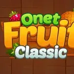 Barevné logo s nápisem Onet Fruit Classic na dřevěném pozadí, ozdobené obrázky jahody a ananasu
