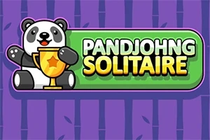 Panda držící zlatý pohár vedle nápisu PANDJONG SOLITAIRE na fialovém pozadí s bambusovým motivem