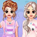Dvě stylizované kreslené postavy s velkýma očima, v pastelových barvách, jedna v růžovém overalu s blond vlasy a druhá v bílém s šedými vlasy na fialovém pozadí s dekorativními prvky
