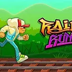 Chlapec v bílém svetru s kapucí a červenou kšiltovkou běží po kolejích, vedle něj je nápis Rail Runner v grafitovém stylu