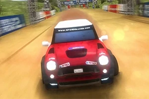 Rally Point 2 Červené závodní auto se pohybuje po písčité trati mezi reklamními billboardy