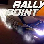 Rally Point 4 Závodní auto se svítícími světlomety ve večerním prostředí s nápisem RALLY POINT 4 nad ním