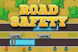 Velké žluté nápisy ROAD SAFETY nad silnicí s modrou dodávkou a chodci, kteří stojí na chodníku s trávou a stromy