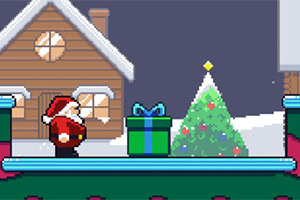Santa Claus stojí vedle dárku na zasněženém pozadí s vánočním stromkem a domem