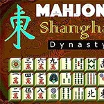 Název Mahjong Shanghai Dynasty s čínskými znaky a řadou dlaždic s různými symboly
