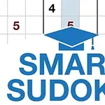 Název Smart Sudoku v modré barvě, nahoře s modrou promoční čapkou a částí sudoku s čísly 4, 5 a 8