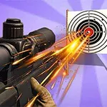 Ruka držící pušku s optickým zaměřovačem míří na terč, ze kterého létají jiskry