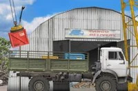 Cargo je 2D hra o nakládání a přepravě nákladu s možností vylepšení.